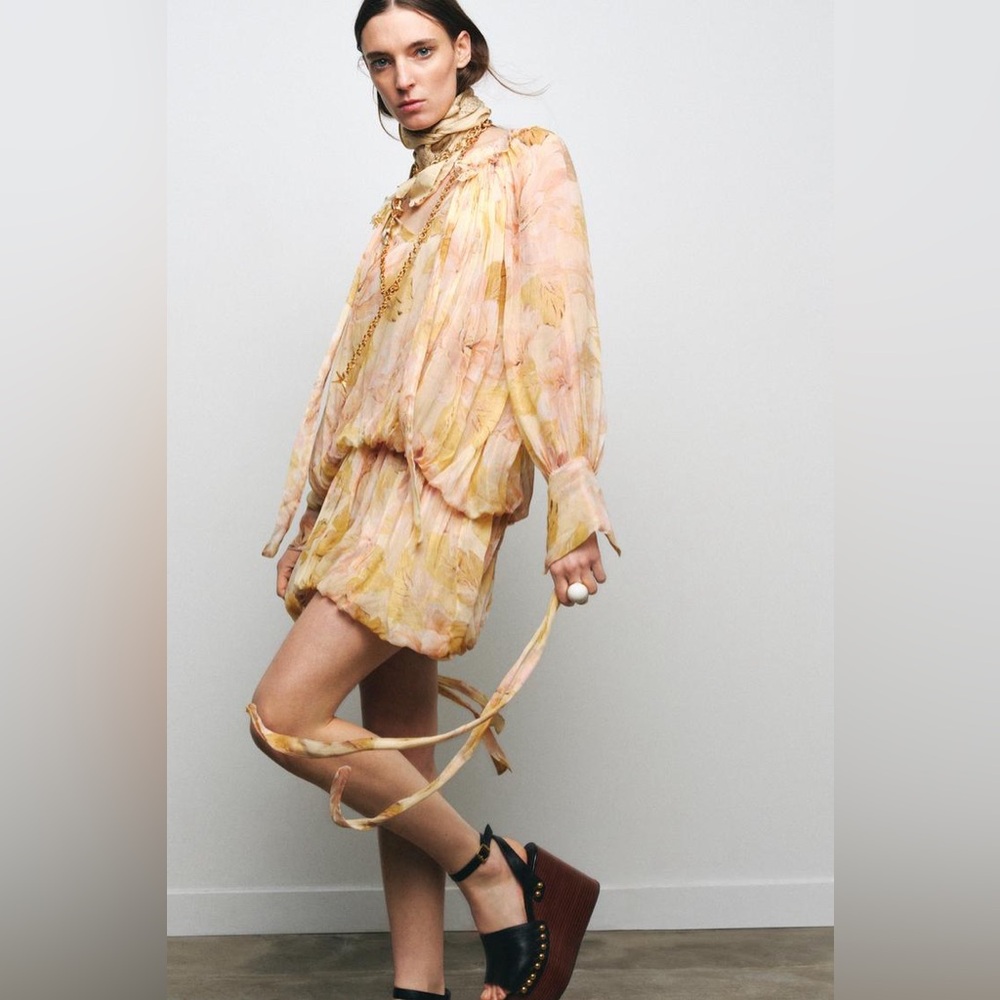Zara ZW Collection Pastel Floral Blouson Mini Dress in Peach and Cream